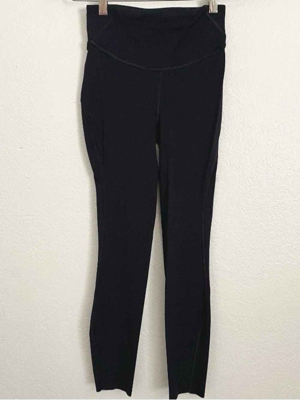 Lululemon Run Base Pace Tight Women’s 4 Black Running Athletic Leggings Yoga